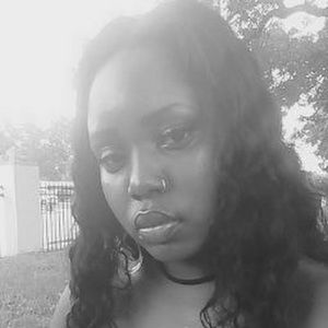 Meet your Posher, Nikia